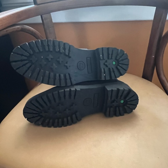 TIMBERLAND COURMAYEUR VALLEY WOMEN’S NUBUCK CHELSEA BOOTS - Picture 5 of 7